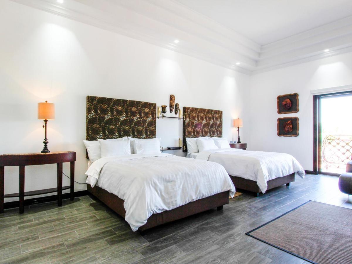 Hotel Boutique Villa Toscana 埃莫西约 外观 照片