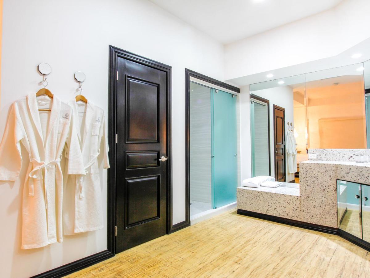 Hotel Boutique Villa Toscana 埃莫西约 外观 照片