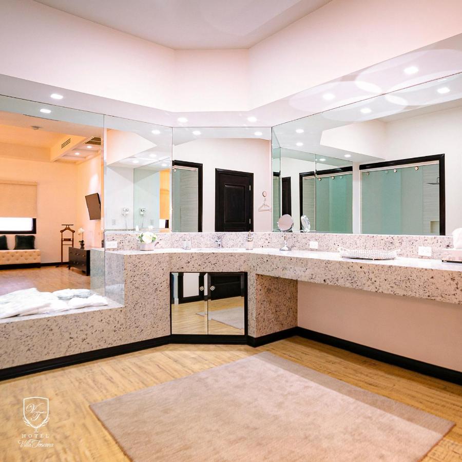 Hotel Boutique Villa Toscana 埃莫西约 外观 照片