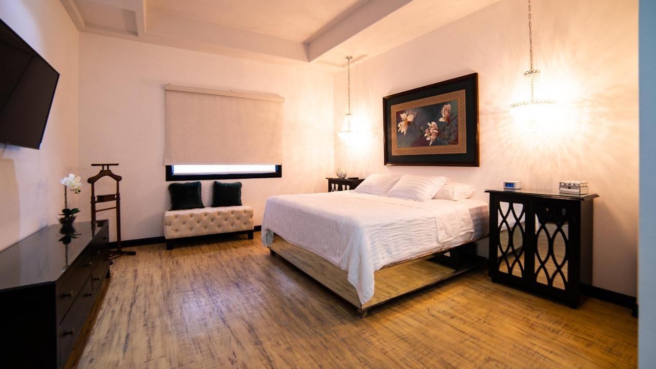 Hotel Boutique Villa Toscana 埃莫西约 外观 照片